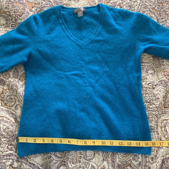 Blue Cashmere Sweater - Picture 4 of 6